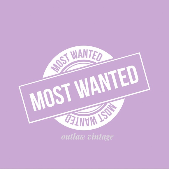 Meet your Posher, Erica - Picture 2 of 2